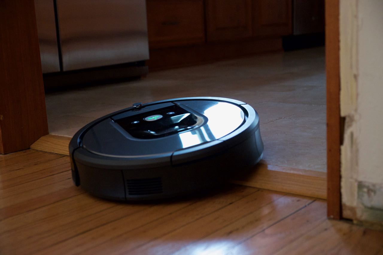 Life with a Roomba 960 (A Review) | Byte Gremlin