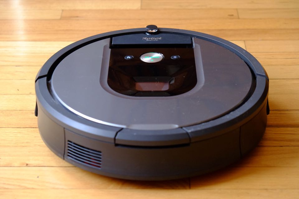 Life with a Roomba 960 (A Review) | Byte Gremlin